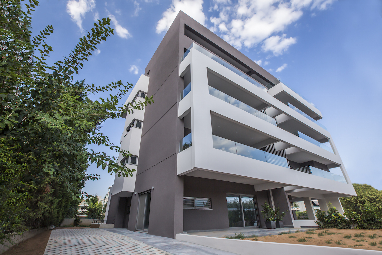 Residential Chalandri 735A
