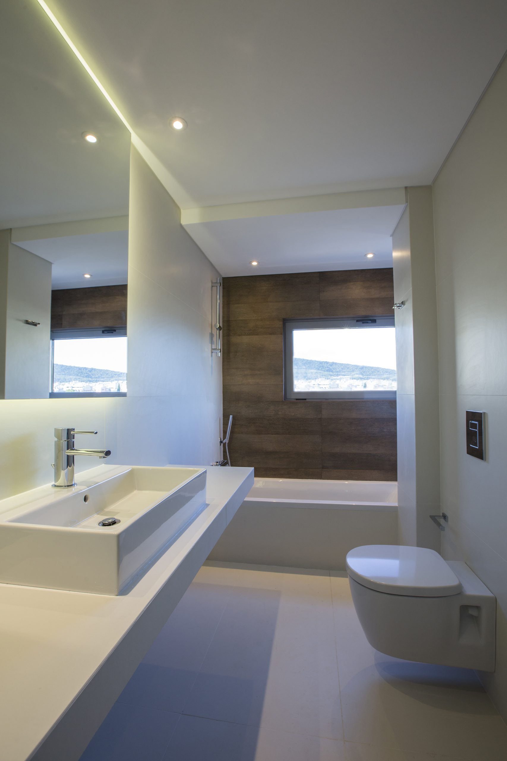 Residential Chalandri 735A